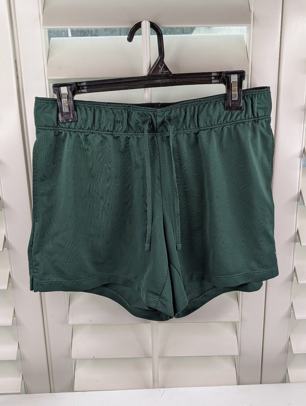 Nike Dri-FIT Athletic Shorts w/ Pockets – Dark Green